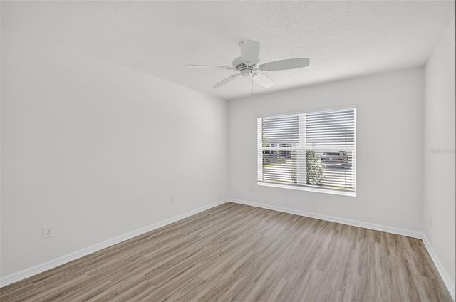 1954 MCMURTRIE LOOP, The Villages, FL 34762