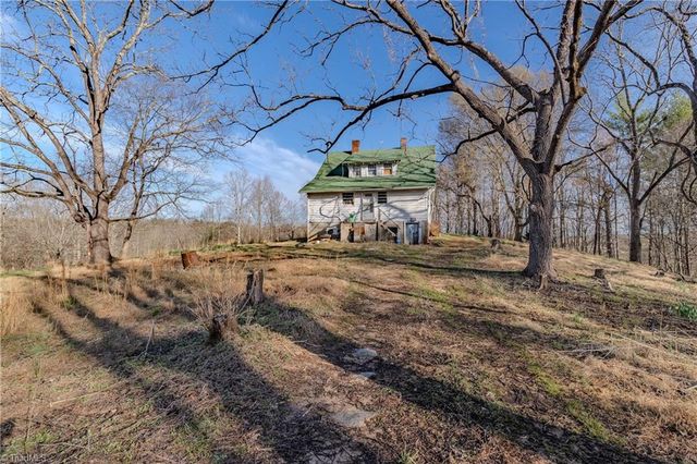 251 Rousseau Farm Road, Wilkesboro, NC 28697