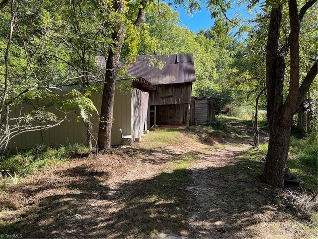251 Rousseau Farm Road, Wilkesboro, NC 28697
