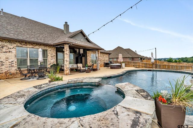 230 Sunnys Halo Boulevard, Bullard, TX 75757