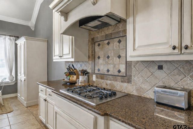 230 Sunnys Halo Boulevard, Bullard, TX 75757