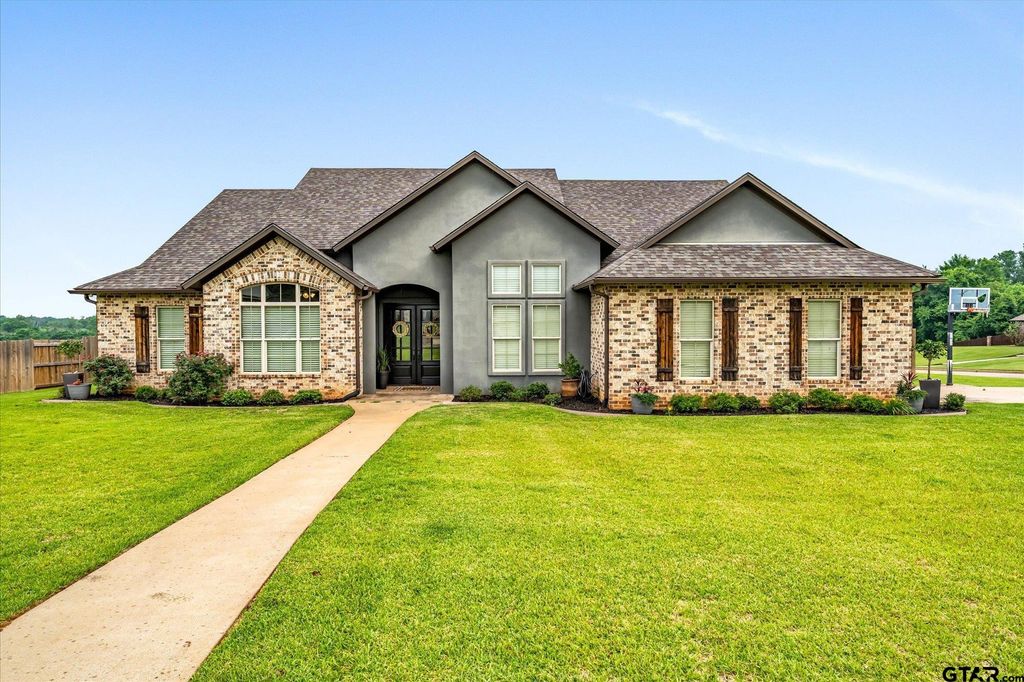 230 Sunnys Halo Boulevard, Bullard, TX 75757