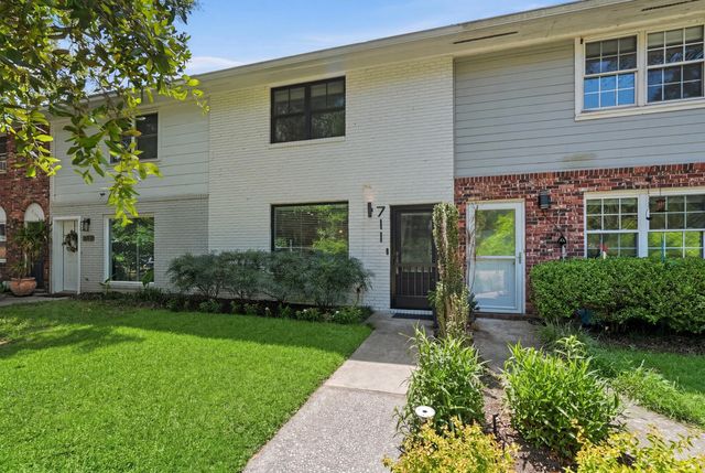 711 Center Street, Mount Pleasant, SC 29464