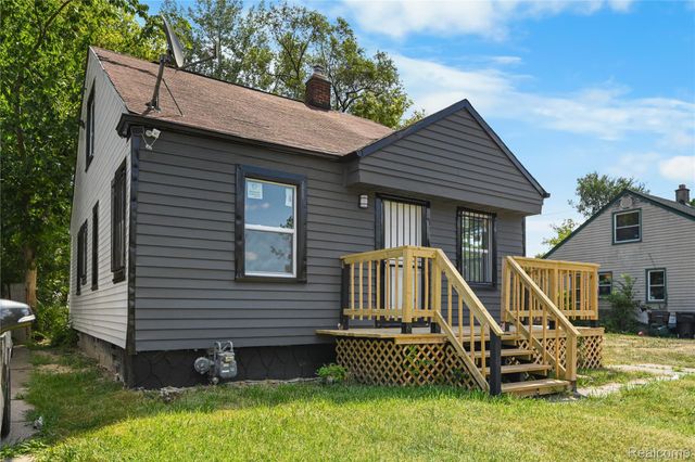 9016 Auburn Street, Detroit, MI 48228