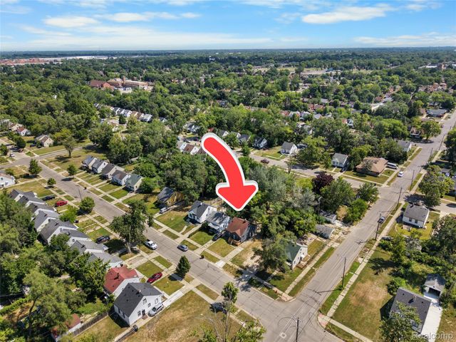 9016 Auburn Street, Detroit, MI 48228