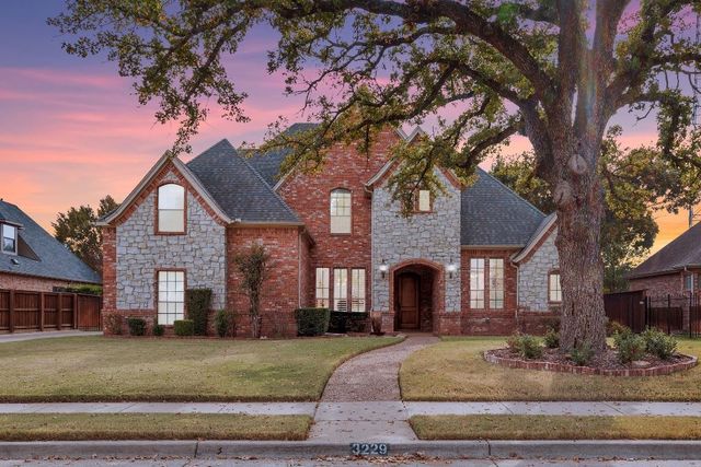 3229 Fannin Lane, Grapevine, TX 76092