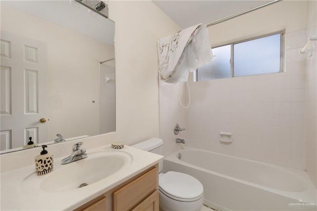 6528 N 34th Street, Mcallen, TX 78504