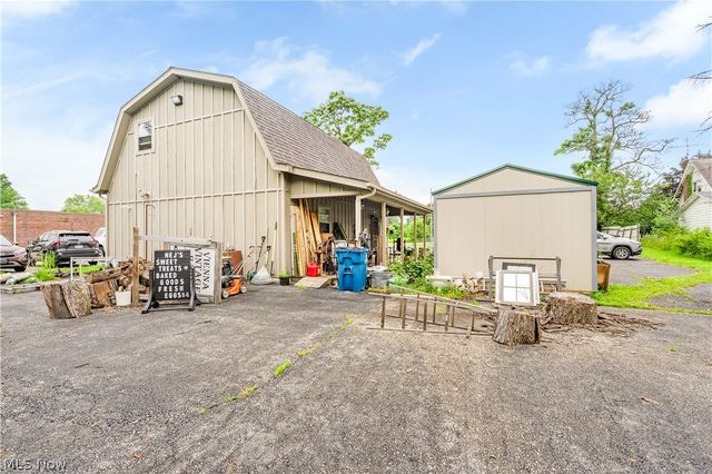 337 Youngstown Kingsville Road SE, Vienna, OH 44473