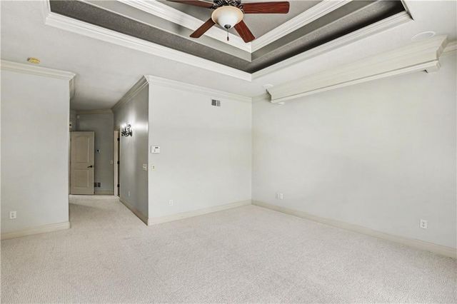 1616 NE Daltons Ridge Drive, Lee's Summit, MO 64064