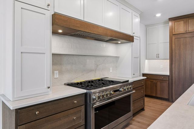 5521 Zenith Avenue S, Edina, MN 55410