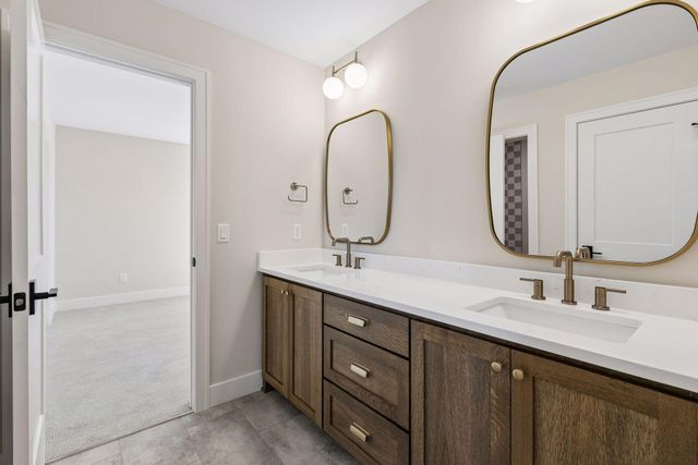 5521 Zenith Avenue S, Edina, MN 55410