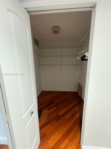 1865 Brickell Ave A614, Miami, FL 33129