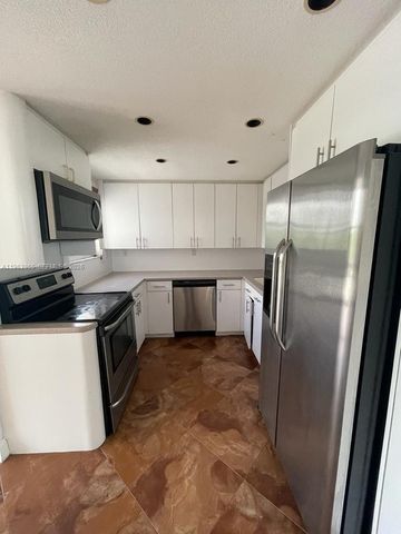 1865 Brickell Ave A614, Miami, FL 33129