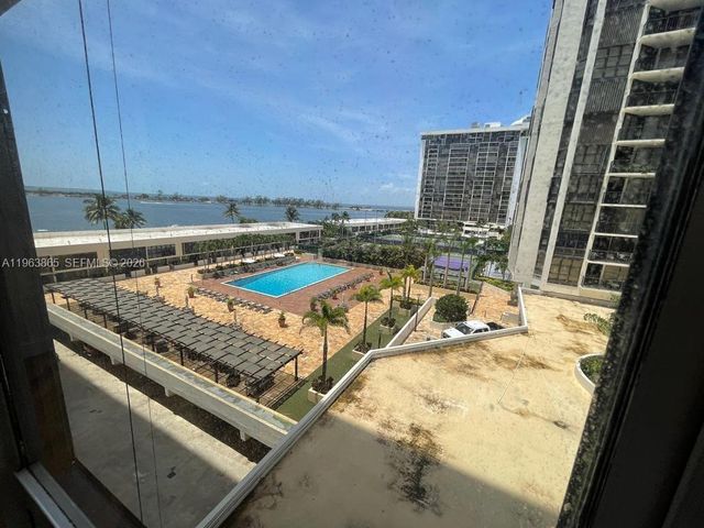 1865 Brickell Ave A614, Miami, FL 33129