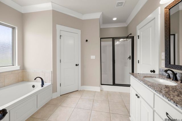 17000 Bentons Ferry Ave, Greenwell Springs, LA 70739
