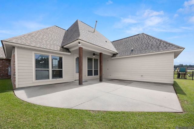 17000 Bentons Ferry Ave, Greenwell Springs, LA 70739