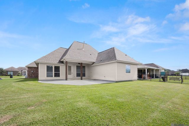 17000 Bentons Ferry Ave, Greenwell Springs, LA 70739
