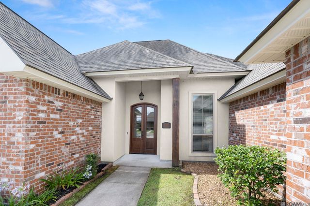 17000 Bentons Ferry Ave, Greenwell Springs, LA 70739