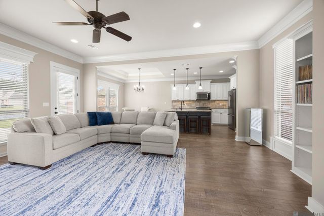 17000 Bentons Ferry Ave, Greenwell Springs, LA 70739