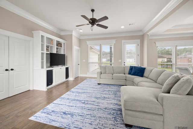 17000 Bentons Ferry Ave, Greenwell Springs, LA 70739