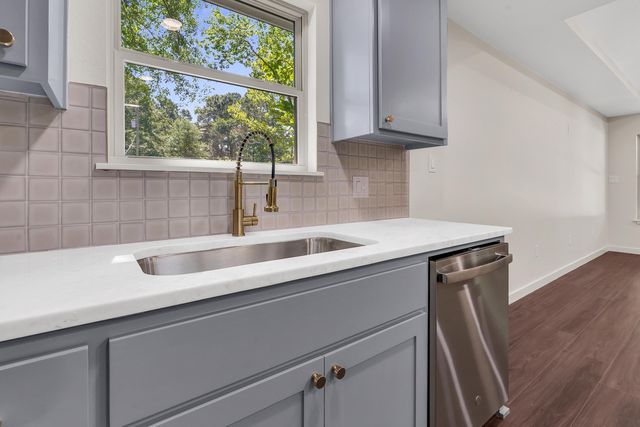 107 Garrett Street, Longview, TX 75602