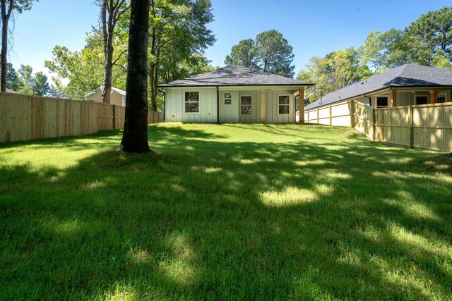 107 Garrett Street, Longview, TX 75602