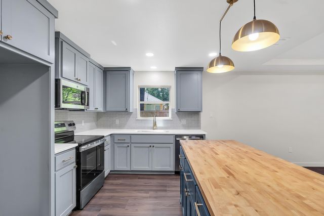 107 Garrett Street, Longview, TX 75602