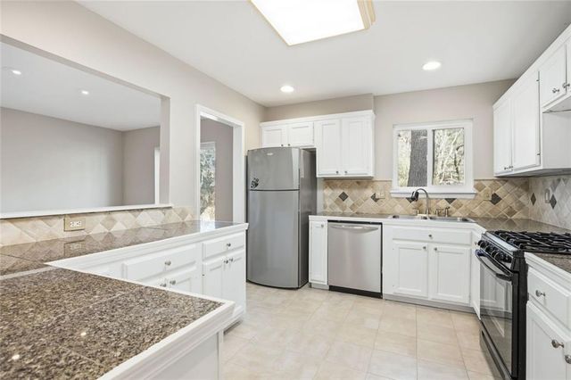 1900 Powers Ferry SE Trace, Marietta, GA 30067