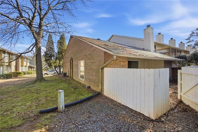 1900 Powers Ferry SE Trace, Marietta, GA 30067