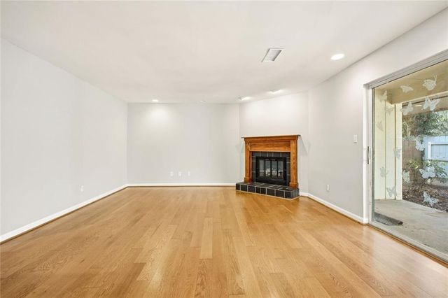 1900 Powers Ferry SE Trace, Marietta, GA 30067