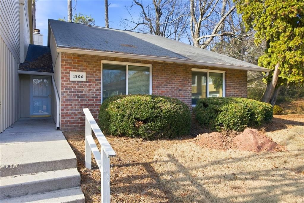 1900 Powers Ferry SE Trace, Marietta, GA 30067