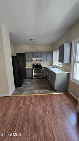 2009 Avenue B, Schenectady, NY 12308