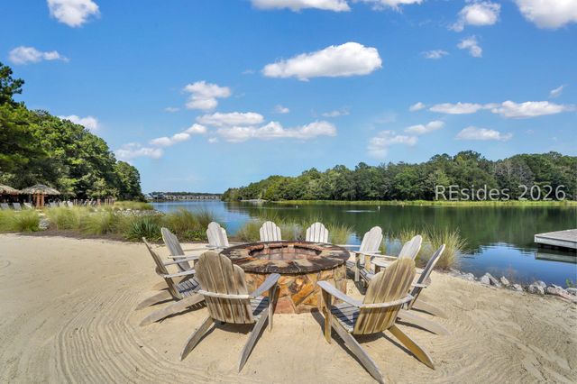 3 Grassy Cove Ct, Bluffton, SC 29910