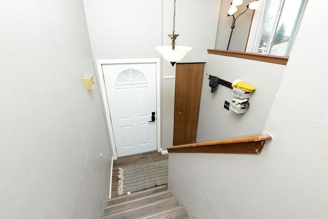 432 22nd Street E, West Fargo, ND 58078