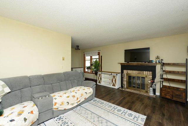 432 22nd Street E, West Fargo, ND 58078