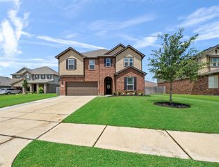 3508 Saxton Green Road, Pearland, TX 77584