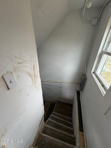 3244 Glenwood Avenue, Toledo, OH 43610