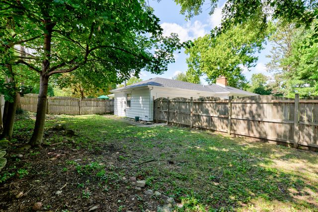1514 N Washington Street, Wheaton, IL 60187