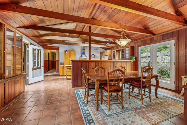 32450 Simpson Lane, Fort Bragg, CA 95437