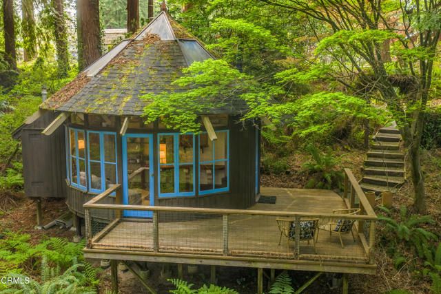 32450 Simpson Lane, Fort Bragg, CA 95437