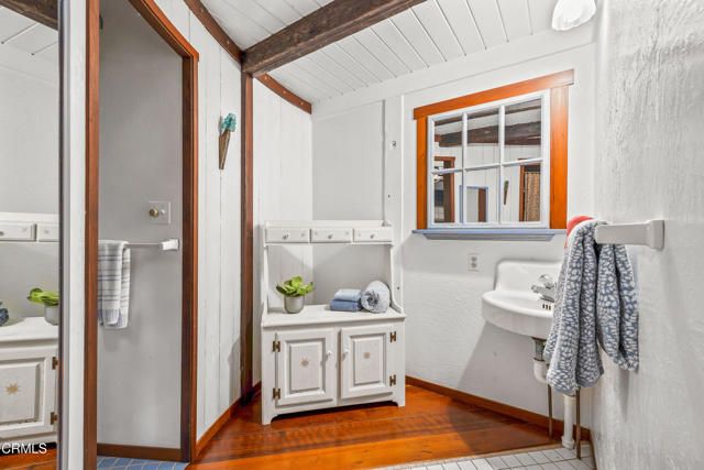 32450 Simpson Lane, Fort Bragg, CA 95437