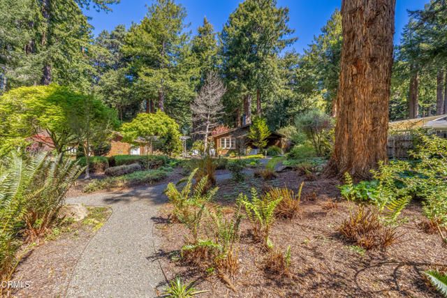 32450 Simpson Lane, Fort Bragg, CA 95437