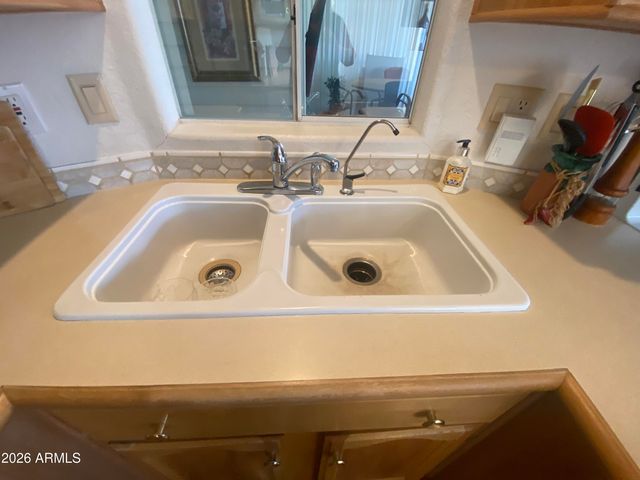 2309 S SEMINOLE Drive, Apache Junction, AZ 85119