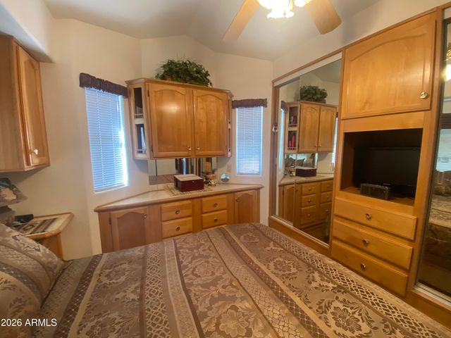 2309 S SEMINOLE Drive, Apache Junction, AZ 85119