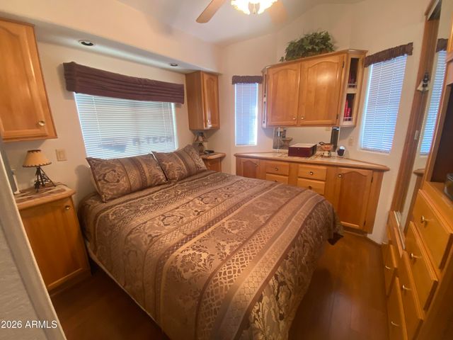 2309 S SEMINOLE Drive, Apache Junction, AZ 85119