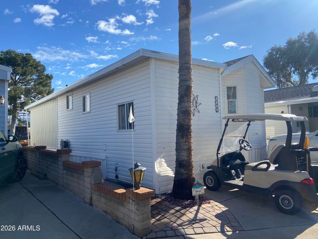 2309 S SEMINOLE Drive, Apache Junction, AZ 85119