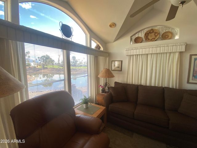 2309 S SEMINOLE Drive, Apache Junction, AZ 85119