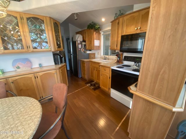 2309 S SEMINOLE Drive, Apache Junction, AZ 85119