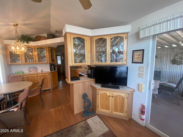 2309 S SEMINOLE Drive, Apache Junction, AZ 85119