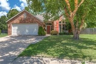 911 N Butternut Court, Broken Arrow, OK 74012